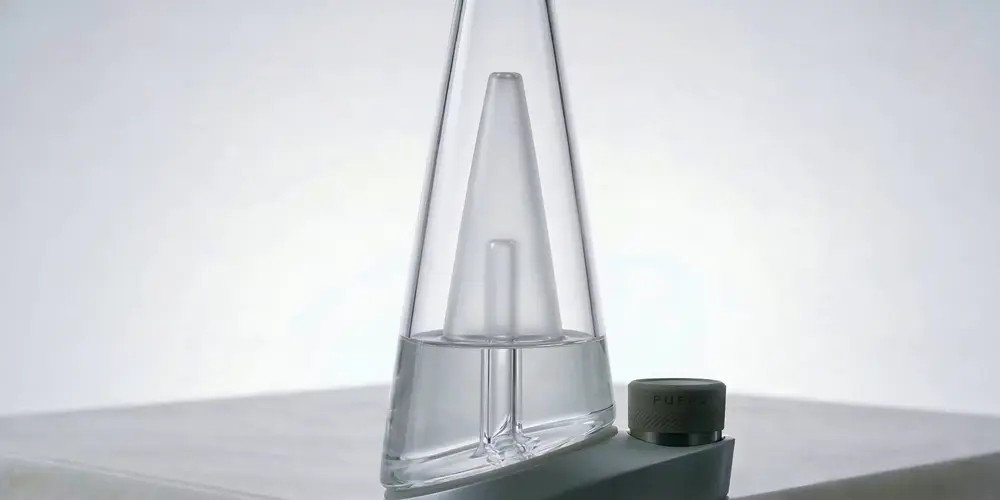 Puffco stock glass with restricted airflow - basic single-hole diffusion comparison