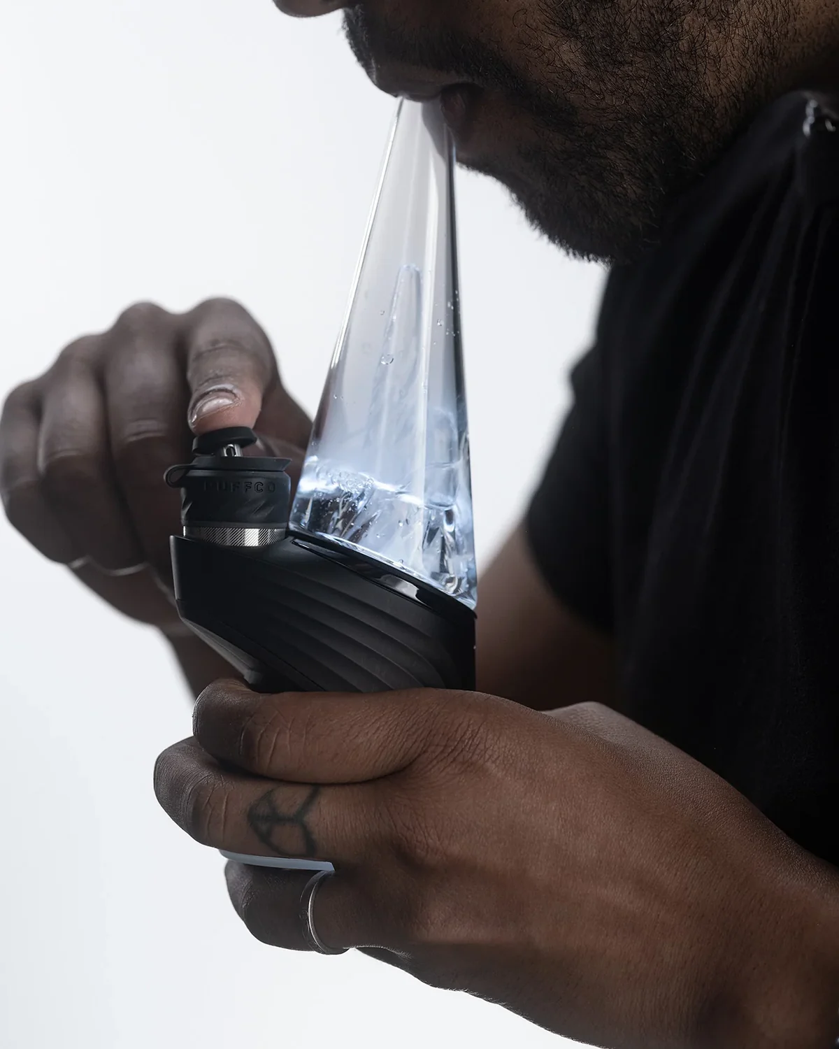 Puffco Peak Glass Replacement: When to Replace or Keep a Backup - diverse GAB Glass editorial scene image