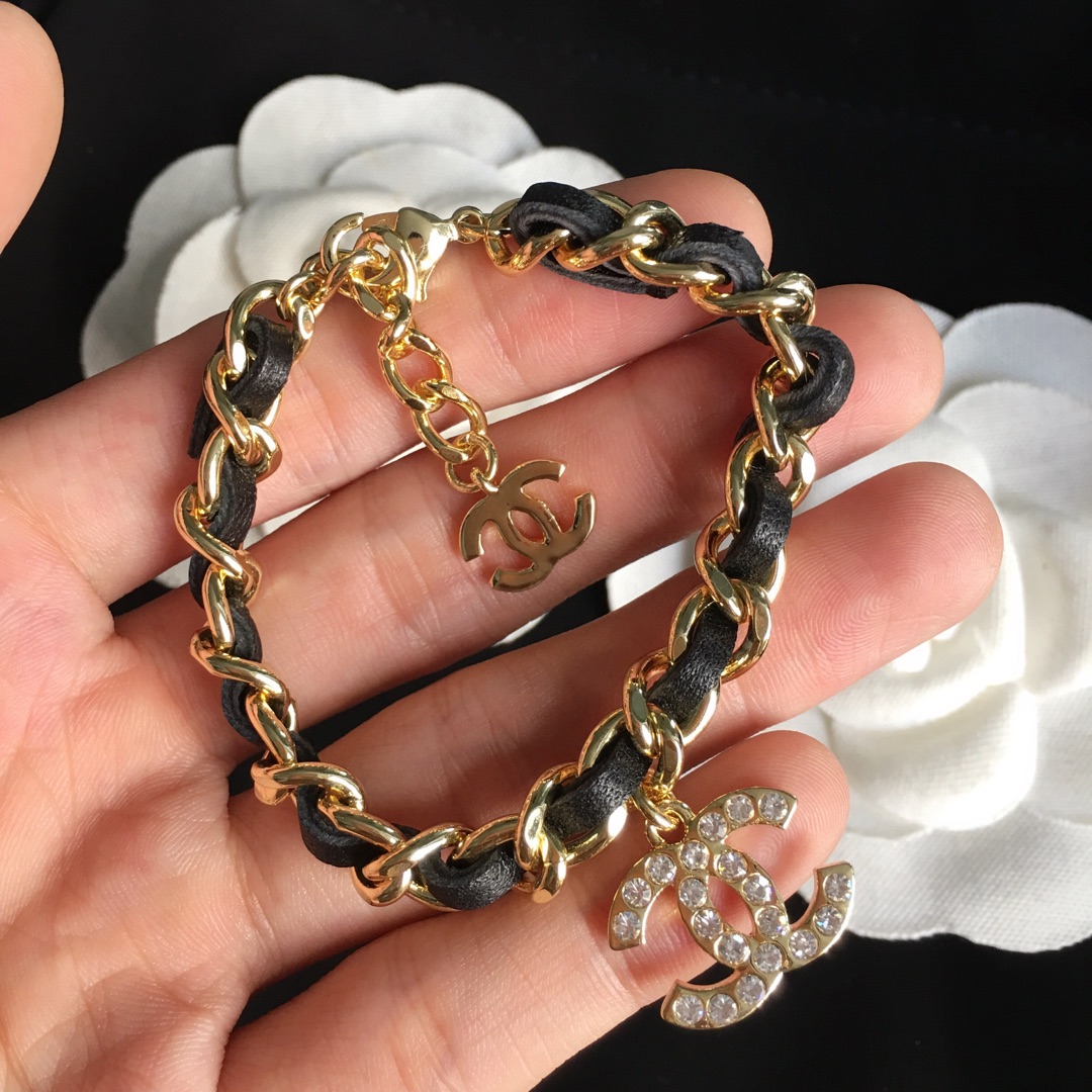 Chanel Leather Woven O Chain Bracelet Choker Necklace - Original Replica Club