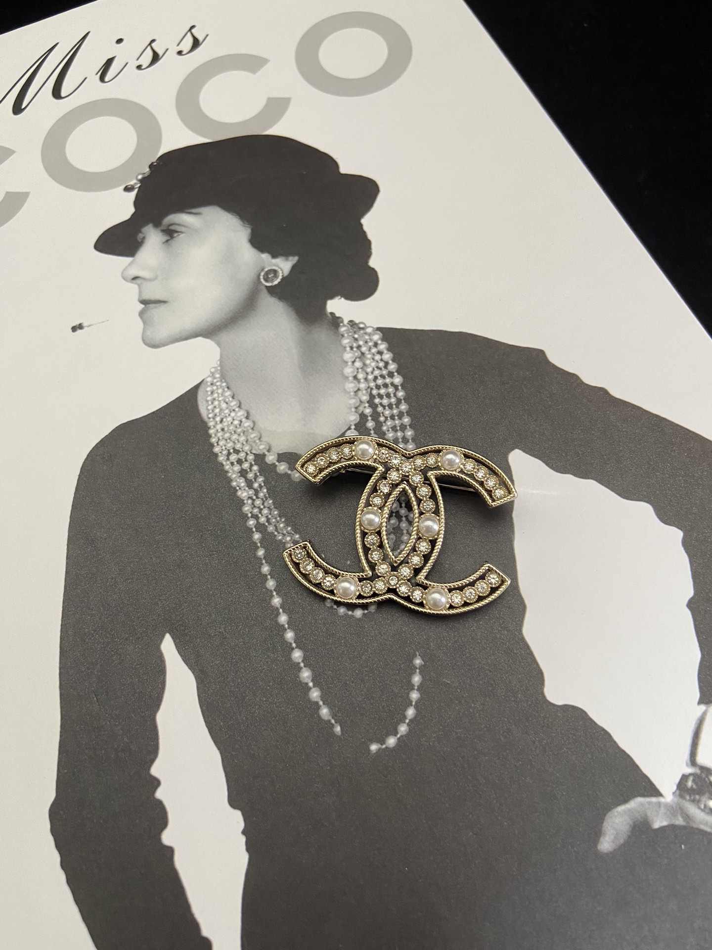 Chanel Pearl Brooch Earrings Bracelet Necklace - Original Replica Club