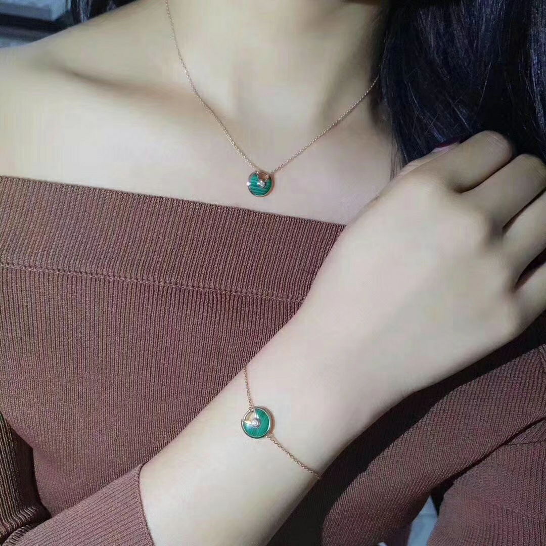 Cartier Amulette de Necklace Earring Bracelet - Original Replica Club
