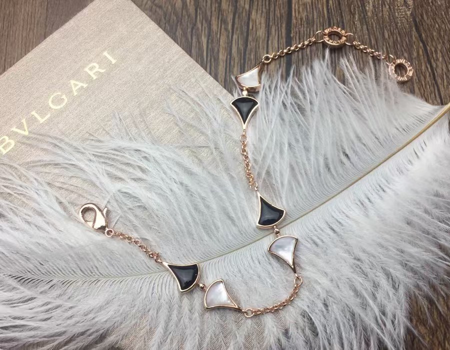 Bvlgari Divas' Dream Bracelet - Original Replica Club