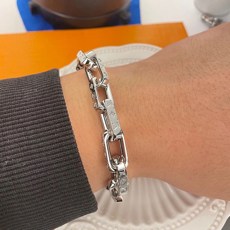 Louis Vuitton Hot Sale Chunky Chain Monogram Men Bracelet - Original Replica Club