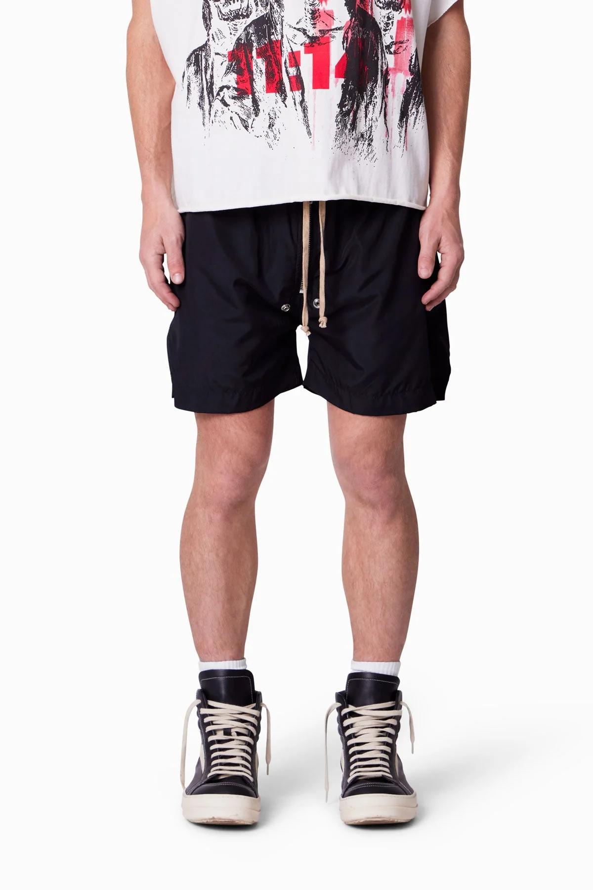 Lightweight Zippered Shorts - Black