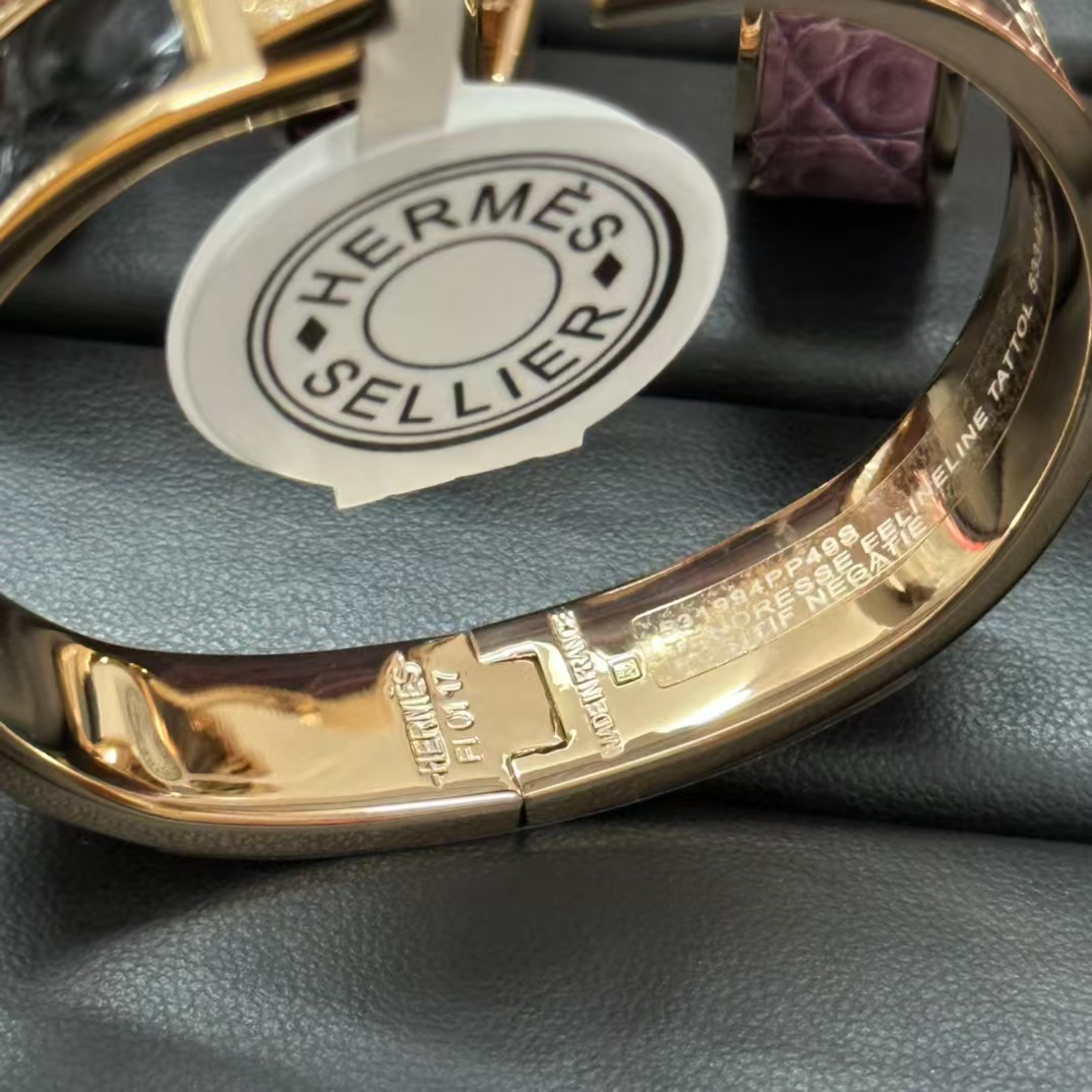 Hermes Crocodile Bracelet Bangle - Original Replica Club