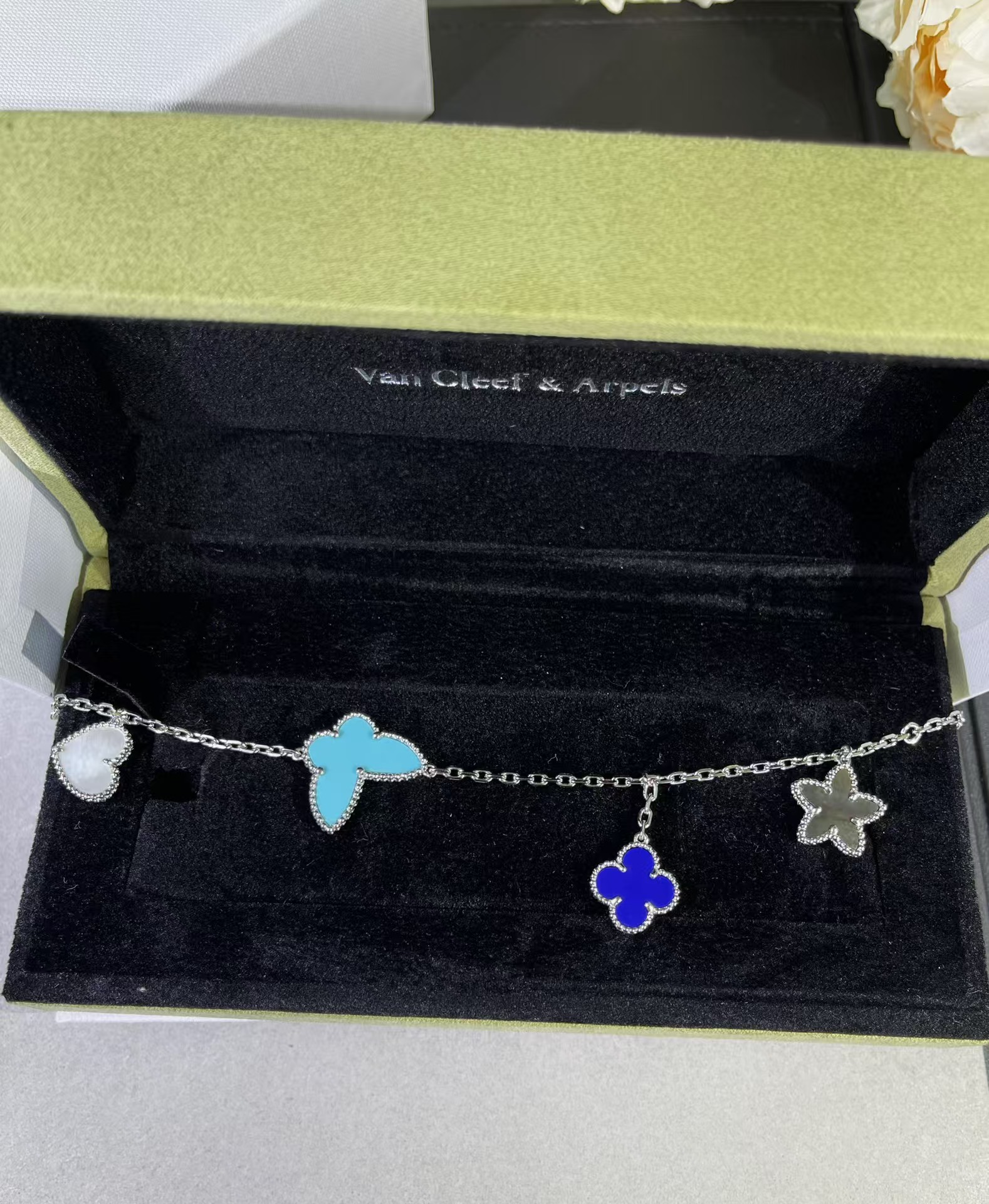VCA Limited Version Lucky Alhambra Bracelet, 4 Motifs - Original Replica Club