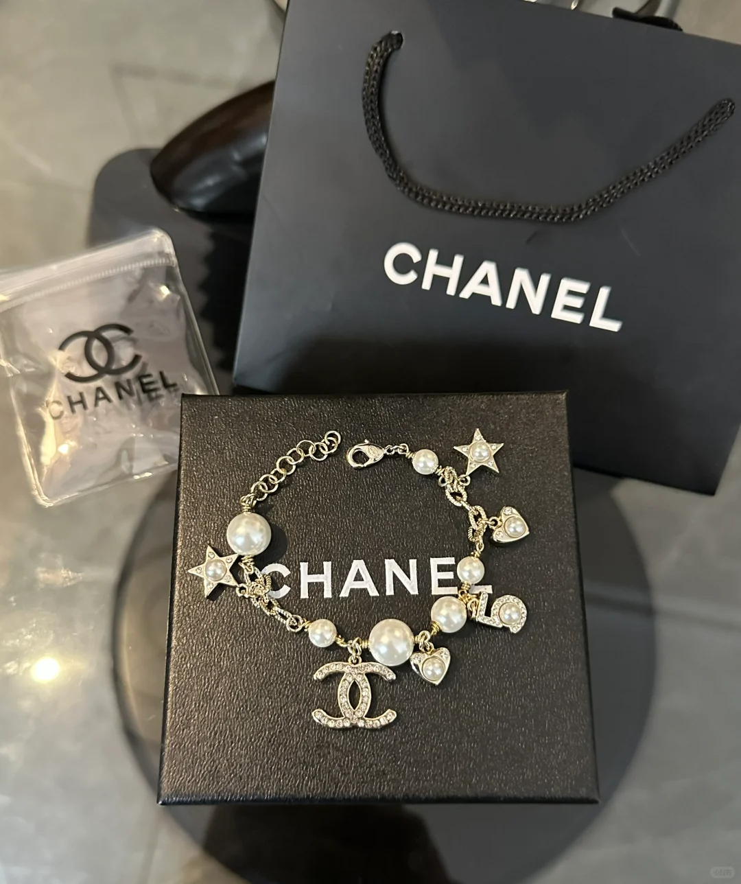 Chanel Heart Star NO.5 Pearl Bracelet - Original Replica Club