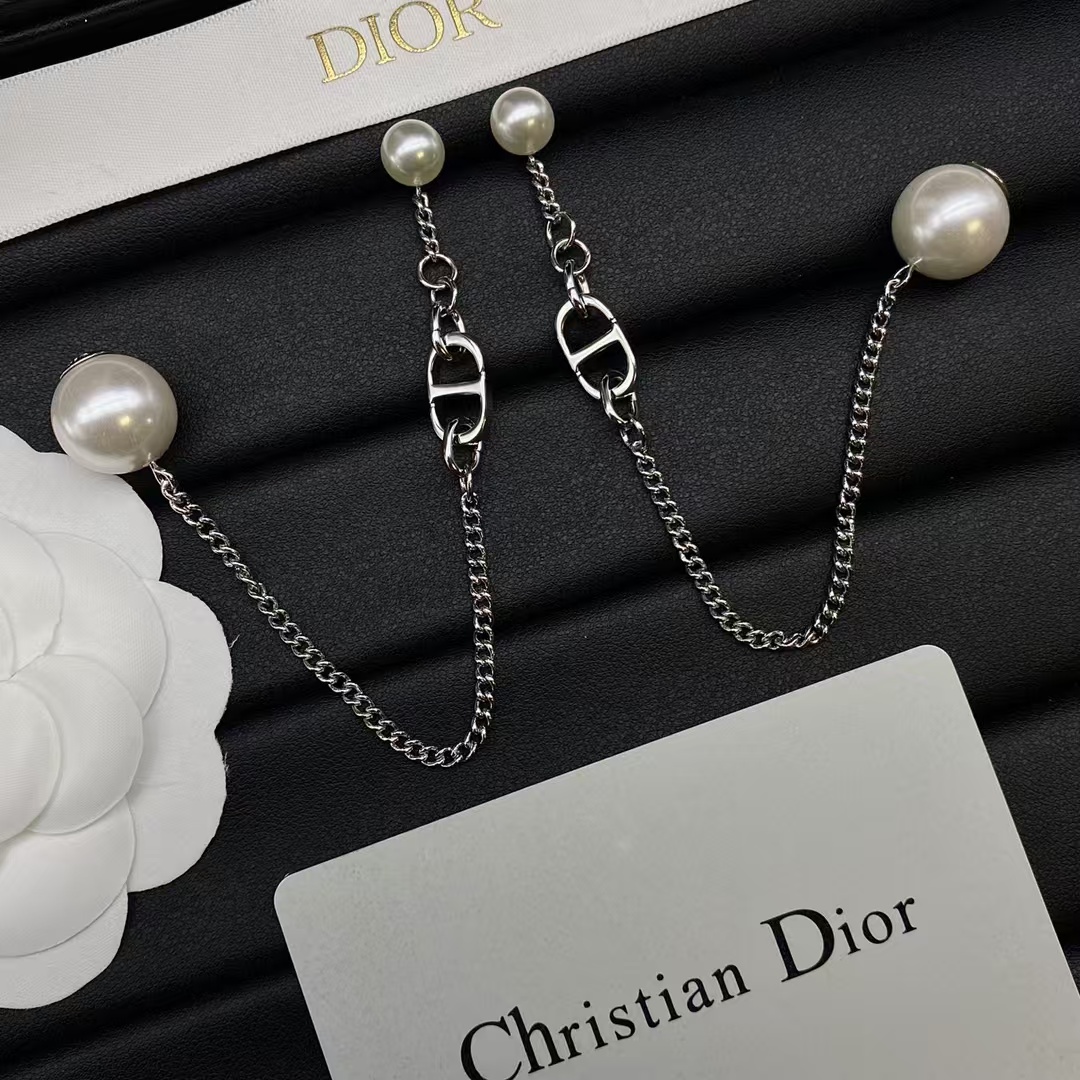Dior Chain Dangle Pearl Earrings - Original Replica Club