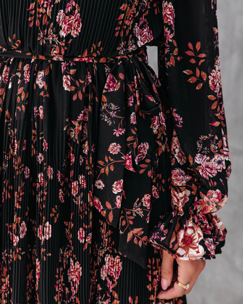 Le Vie En Rose Pleated Ruffle Midi Dress - Se7enfashion
