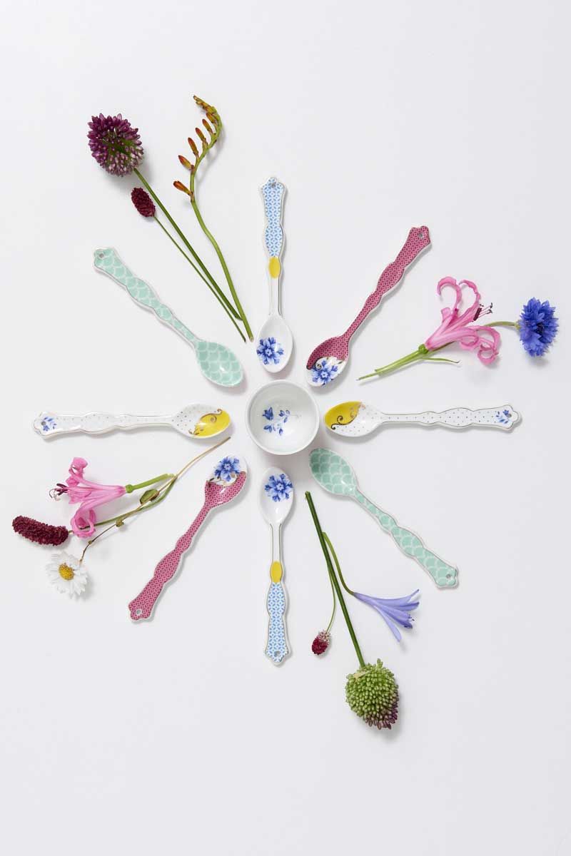 Set/4 Teaspoons Royal