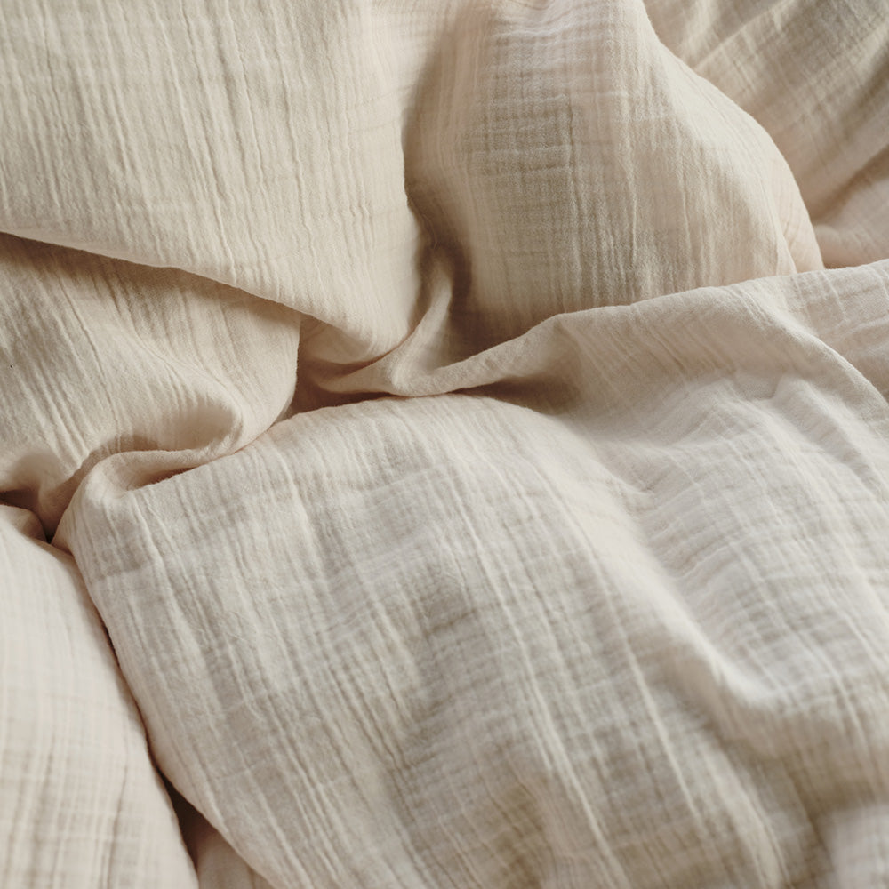 Coussin rectangle en gaze de coton - Rose de Bagatelle