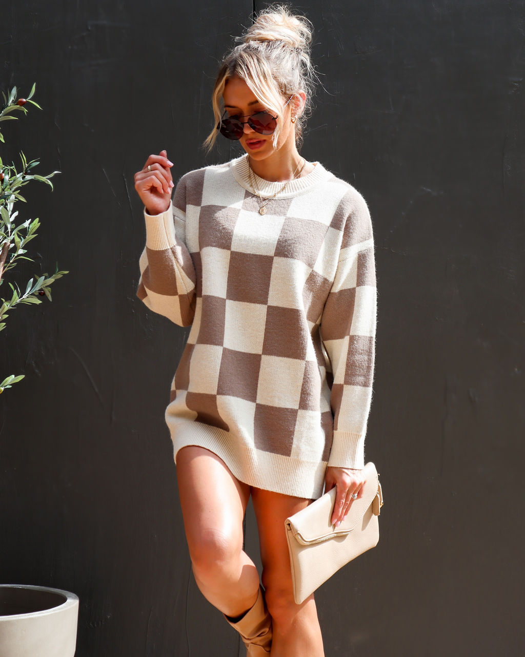 Queen Of Moves Checkered Pullover Sweater - Tan - Se7enfashion