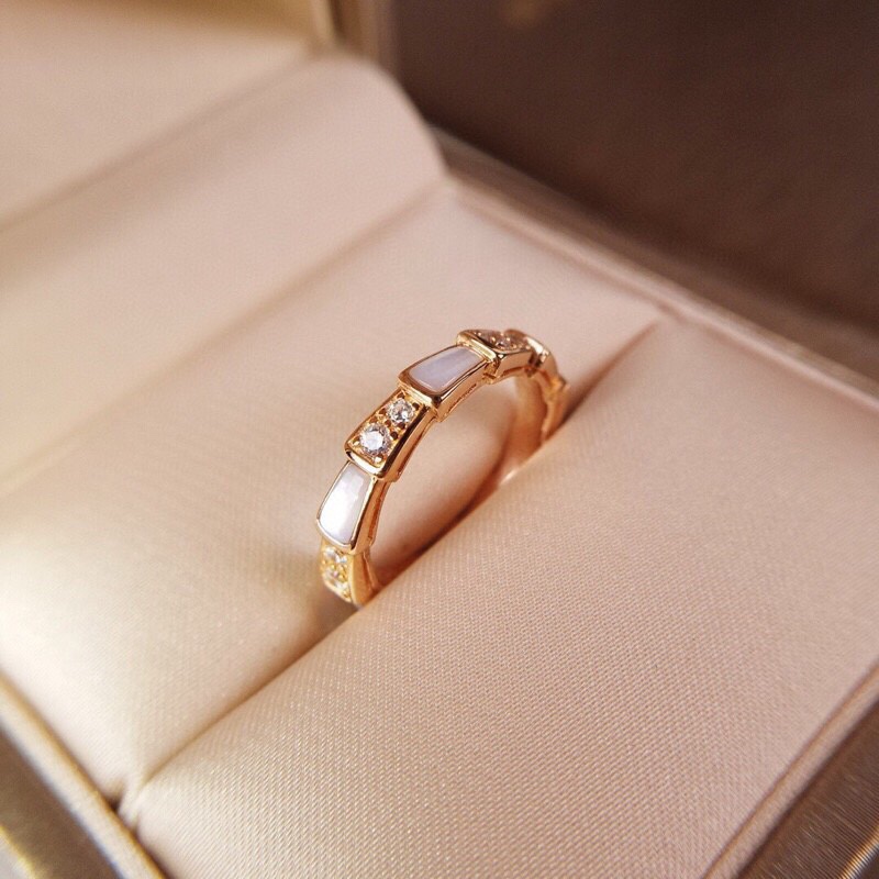 Bvlgari Rose Gold White Mother of Pearl Serpenti Viper Ring - Original Replica Club