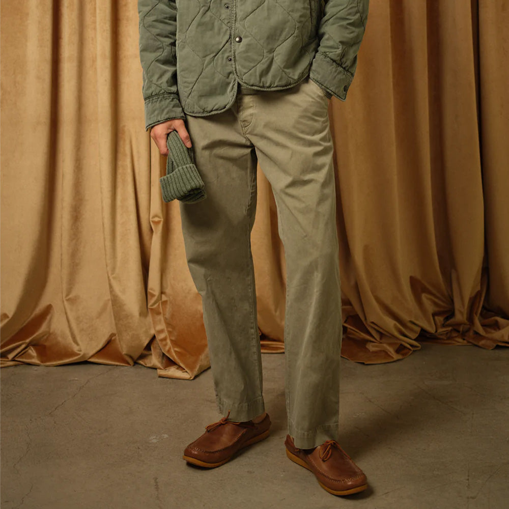 Save Khaki United - Pantalon The Weekend Chino - Olive Drab