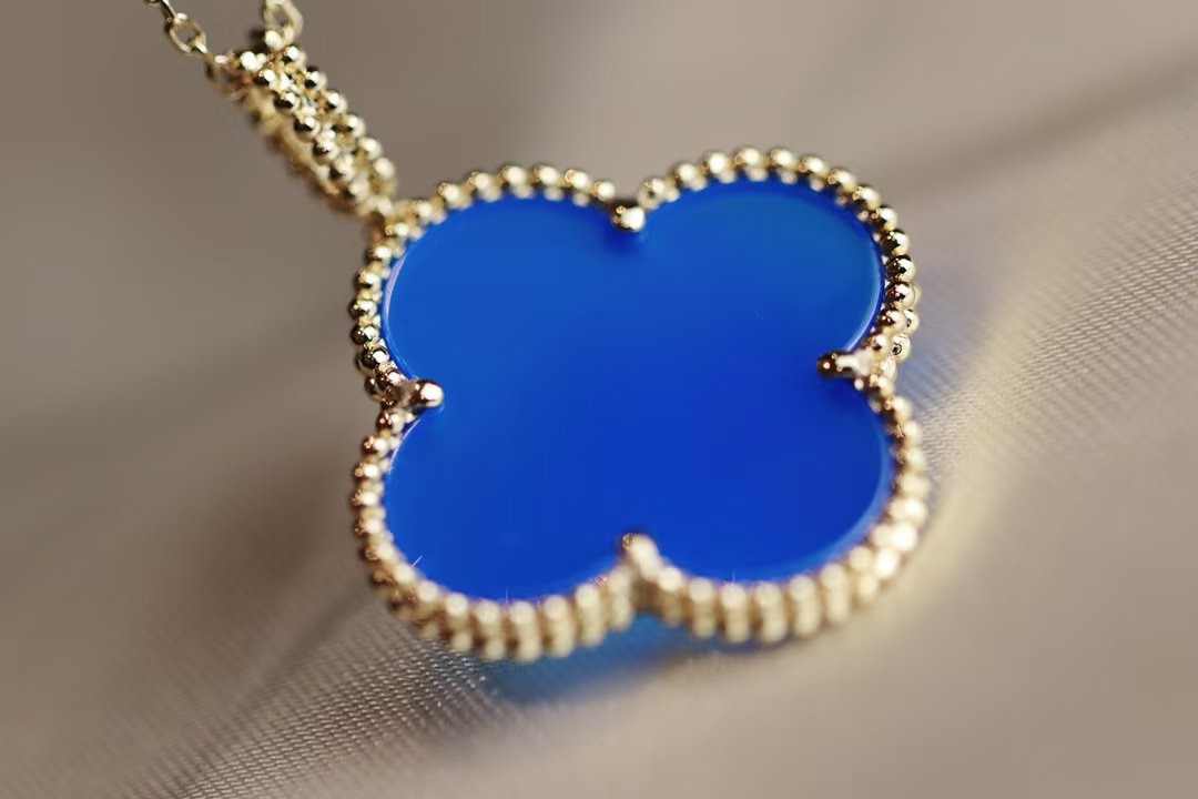 VCA Vintage Alhambra Pendant Necklace - Large - Original Replica Club