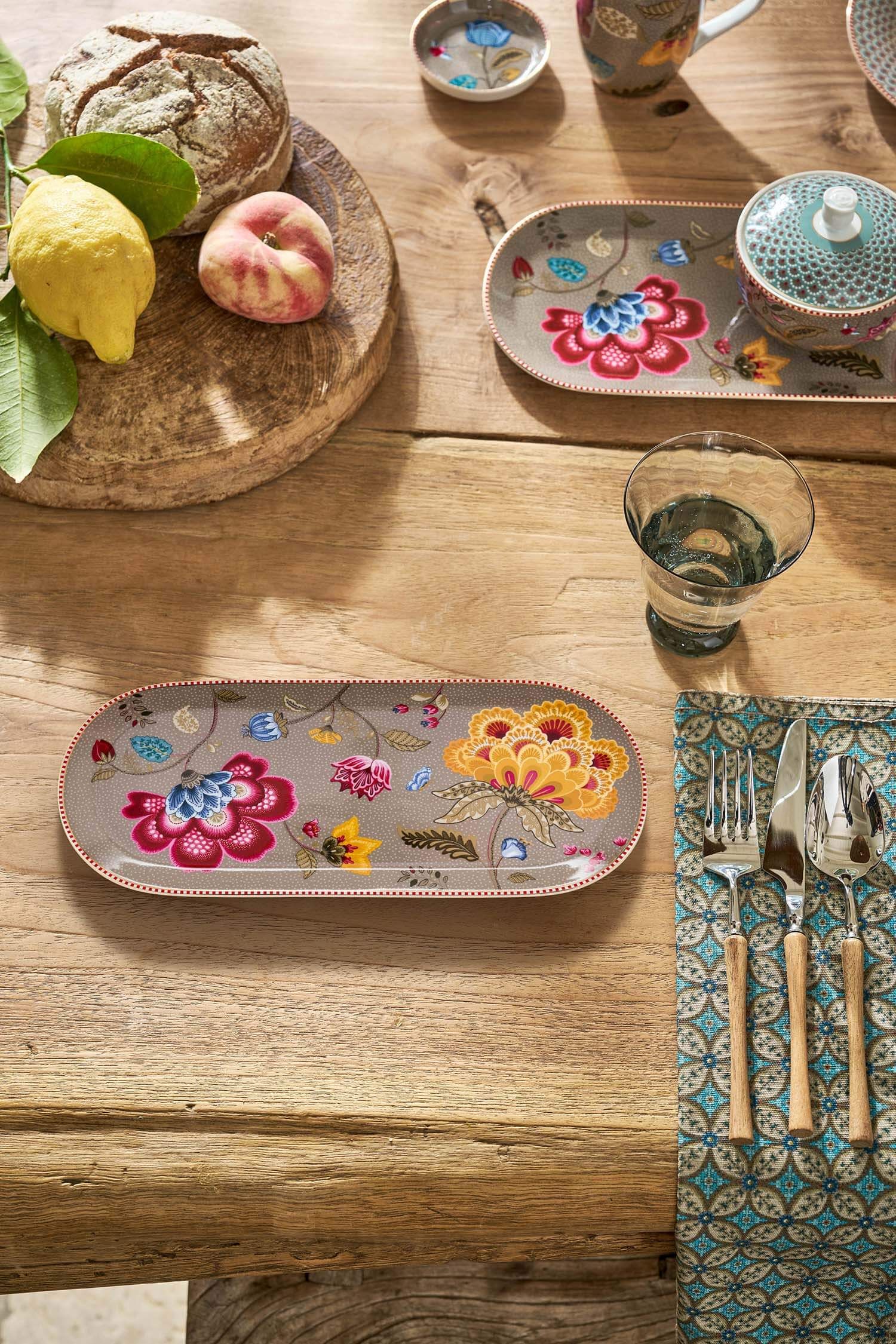 Cake Tray Blooming Tales Fantasy Khaki