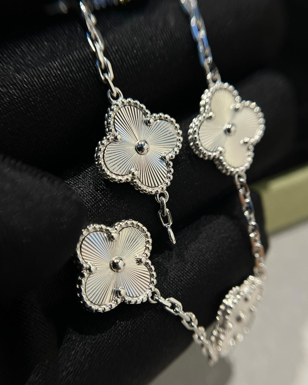 VCA Laser Silver 5 Motifs Vintage Alhambra Bracelet - Original Replica Club