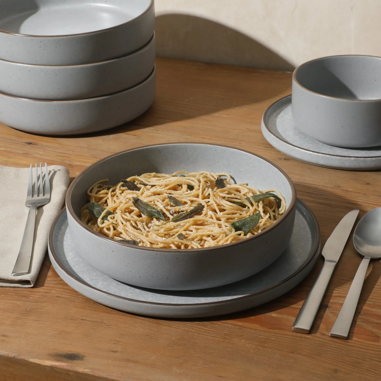 Gibson Elite Gelston Stoneware Matte Reactive Glaze 16 Piece (Service for 4) Plates and Bowl Dinnerware Set - Grey - Image 4
