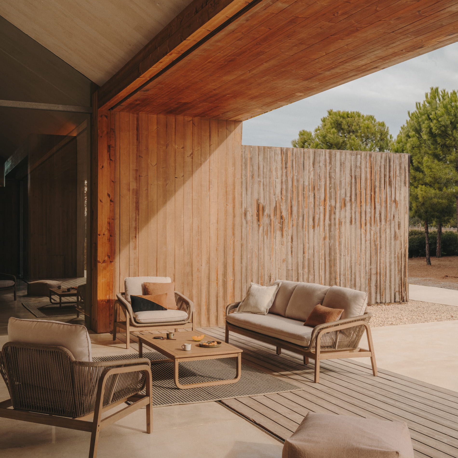 Kave Home Vellana Tuinset