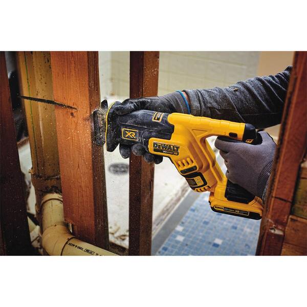DEWALT 20V MAX XR Cordless Brushless Compact Reciprocating Saw, Tool Only - DCS367B - Image 14 DEWALT 20V MAX XR Cordless Brushless Compact Reciprocating Saw, Tool Only - DCS367B - Image 14