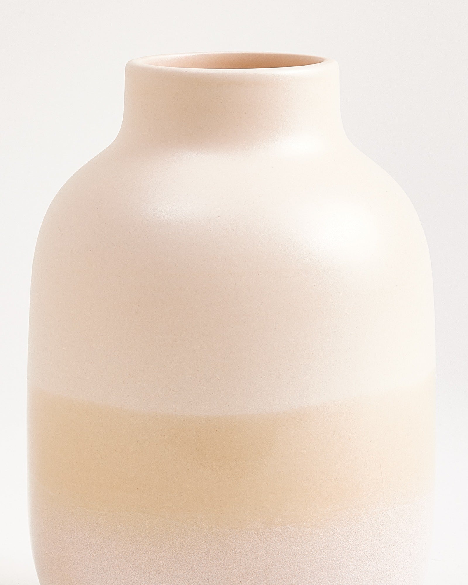 Nuno Vase M sand