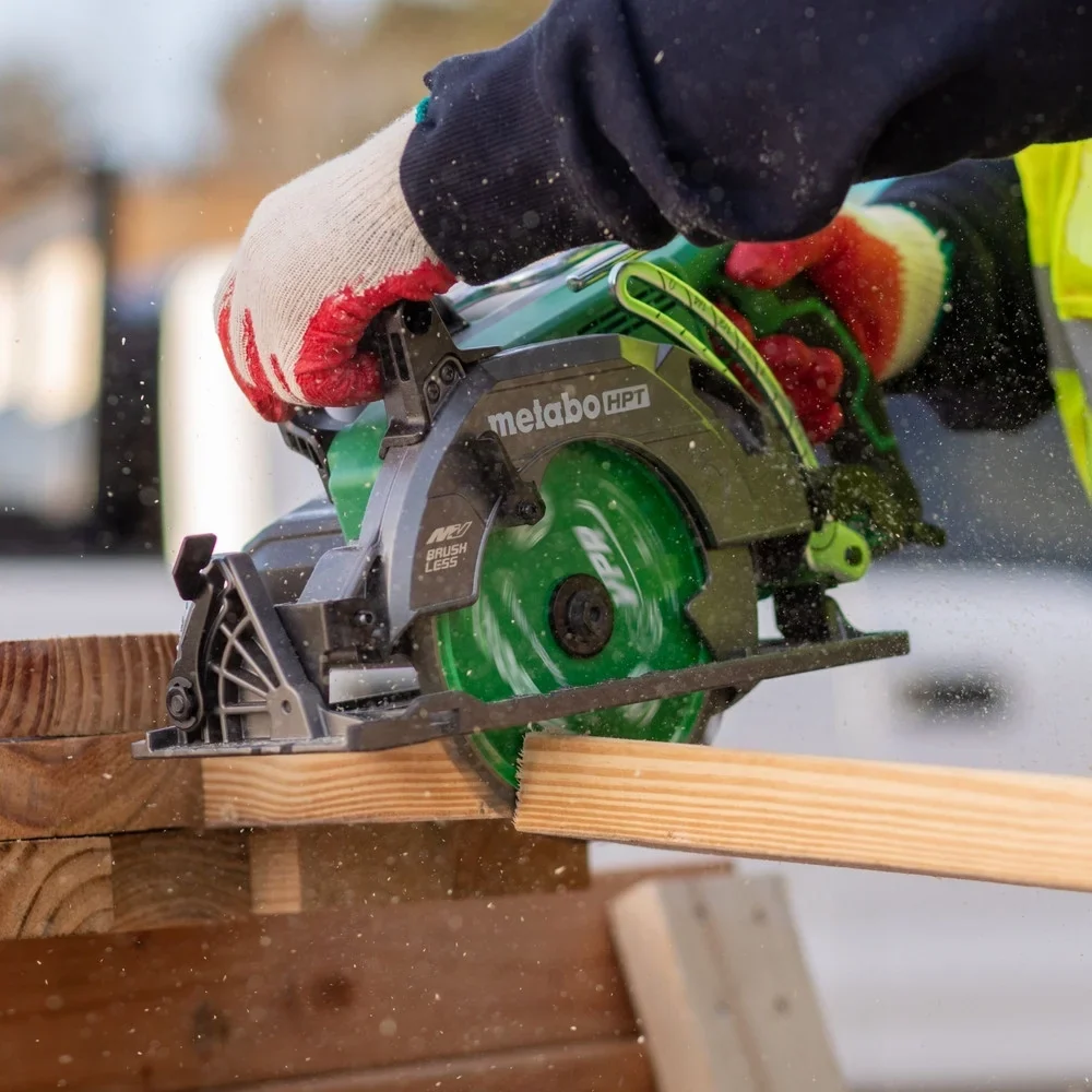 Metabo HPT 36V MultiVolt 7-1/4 Inch Rear Handle Circular Saw, Lightweight Design, Up to 500 2x4 Cuts Per Charge, 53- Adjustable Bevel Capacity