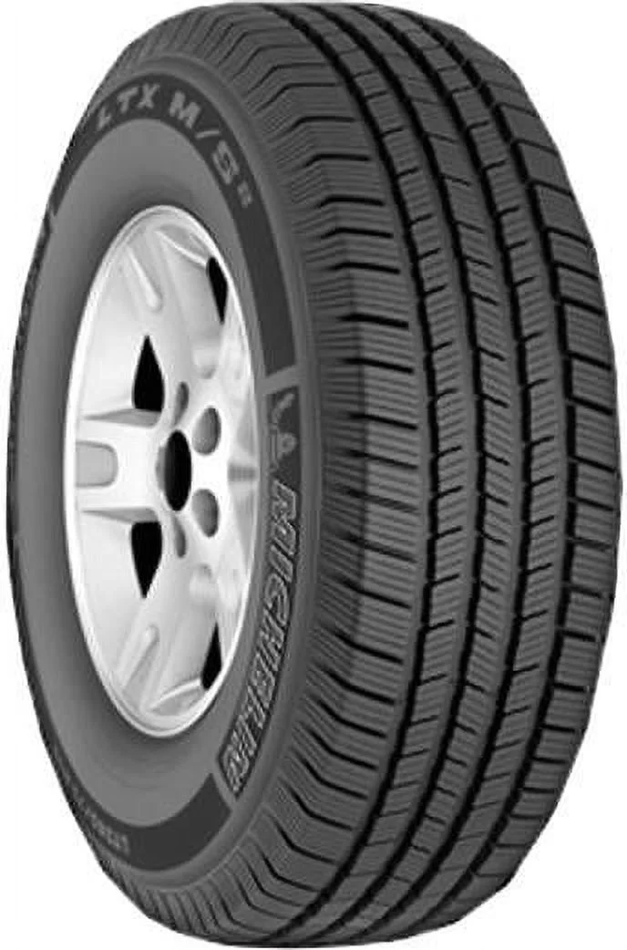 Defender LTX M/S All-Season LT265/60R20/E 121/118R Tire