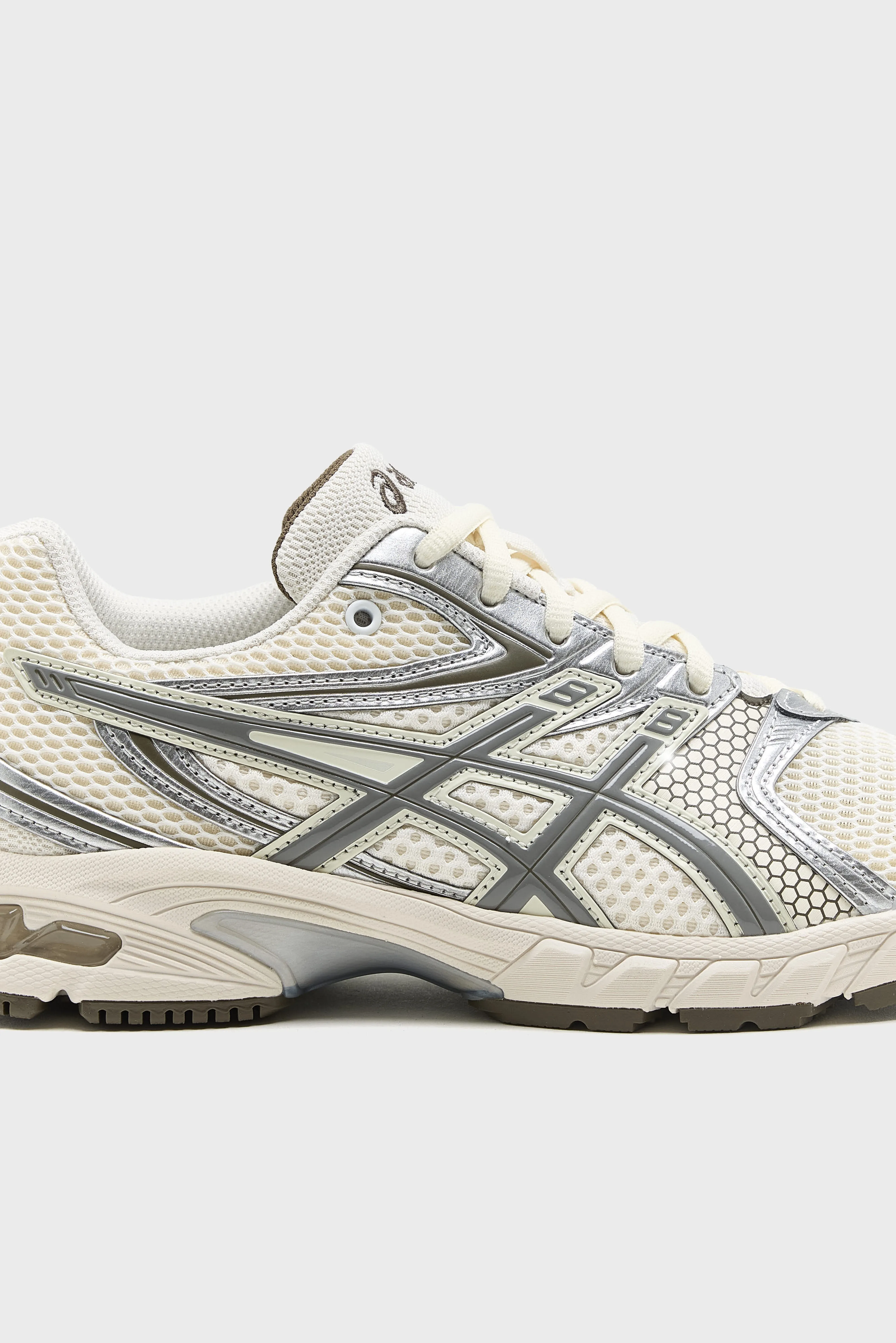 Bellerose Gel-DS Trainer 14 for Women  (261 / W / CREAM)