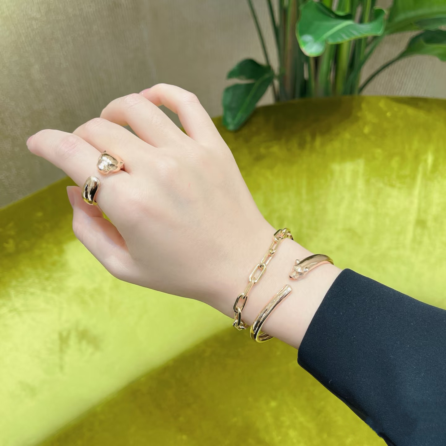 Cartier Santos de Chain Bracelet - Original Replica Club