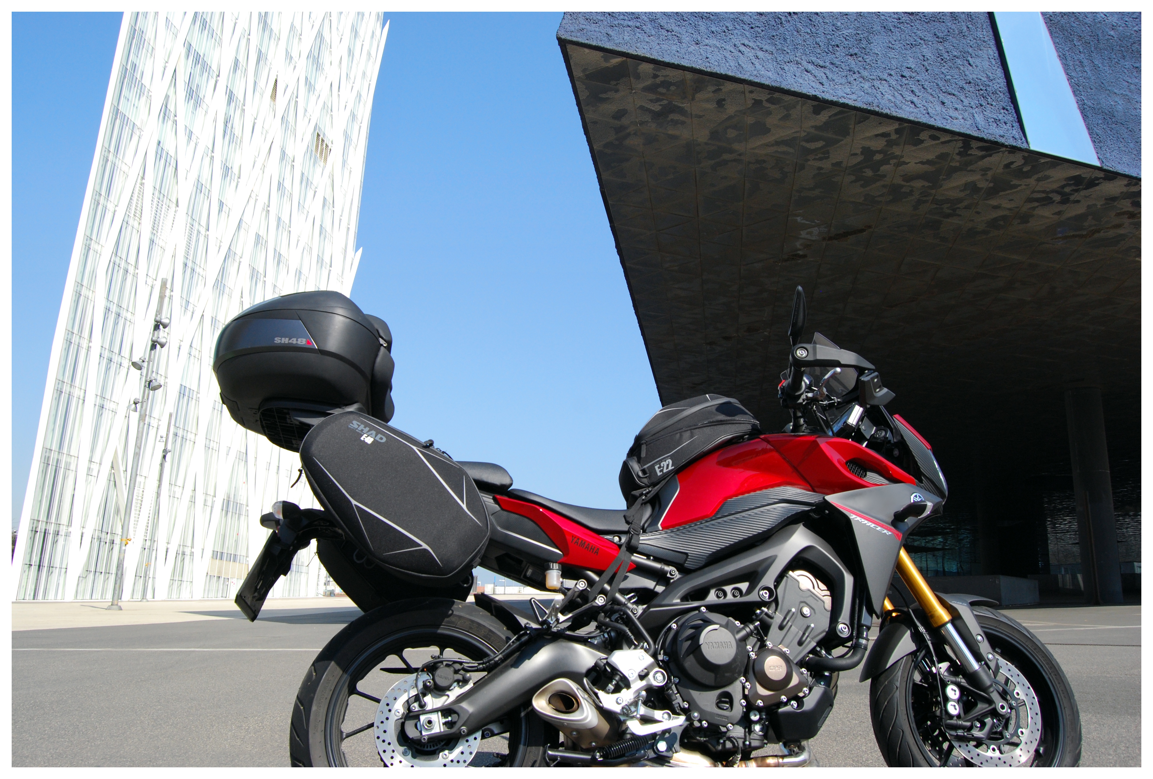 SportsBikeShop Shad E48 Semi Rigid Saddlebags