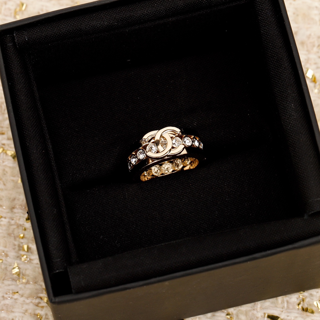 Chanel Full Diamond Wide Coco Ring - Original Replica Club