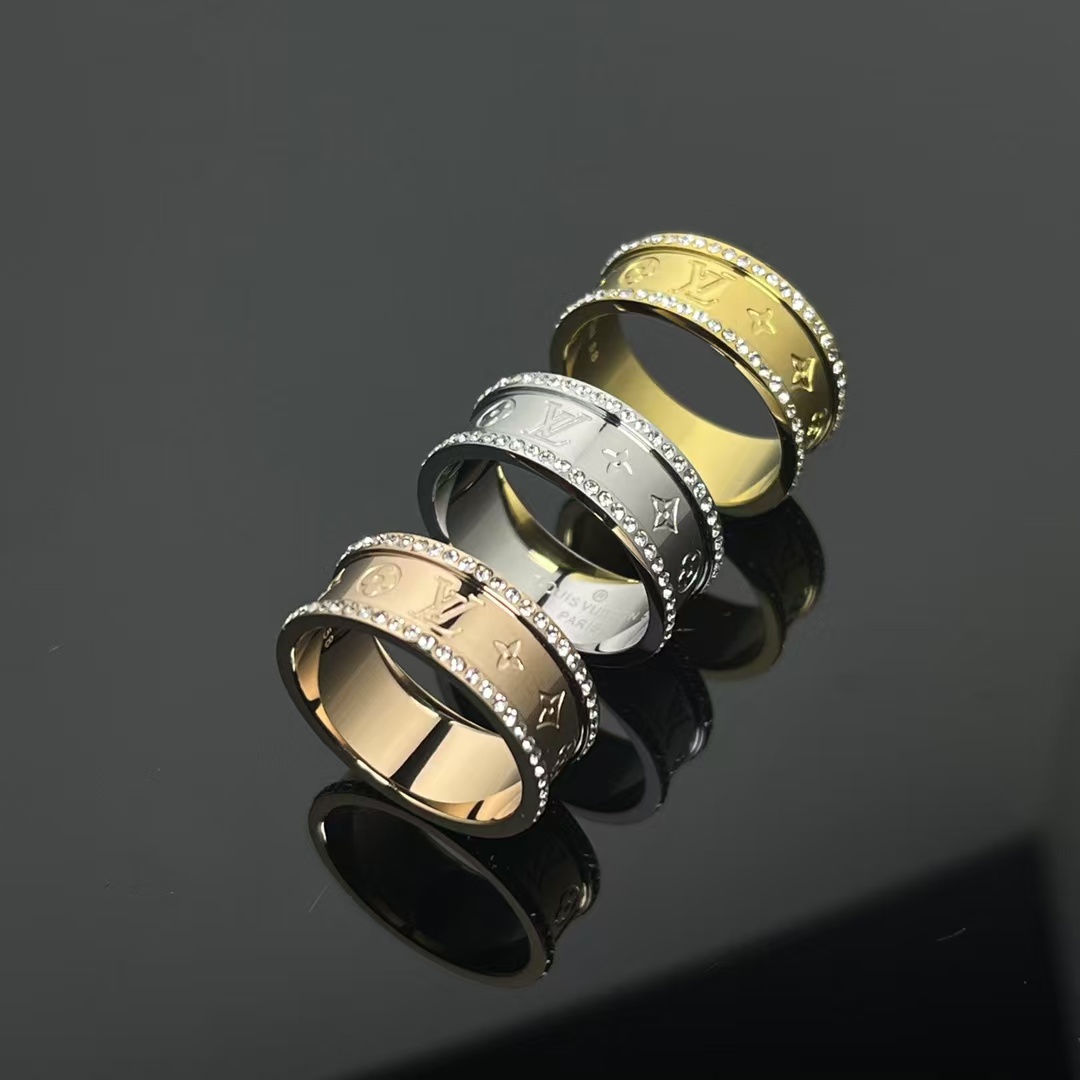 Louis Vuitton Diamond Paved Ring - Original Replica Club