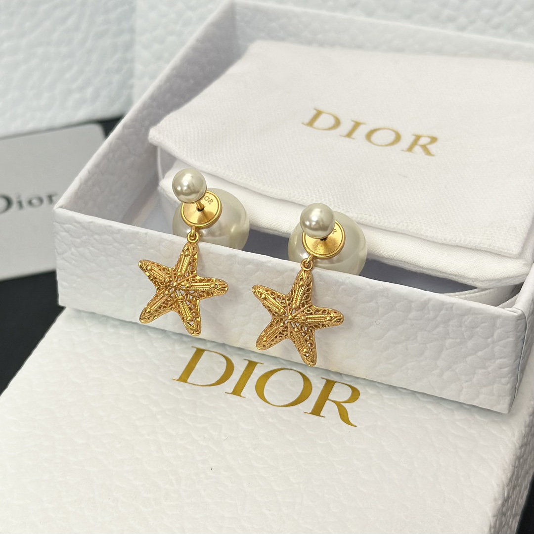Dior Star Dangle Pearl Earrings - Original Replica Club