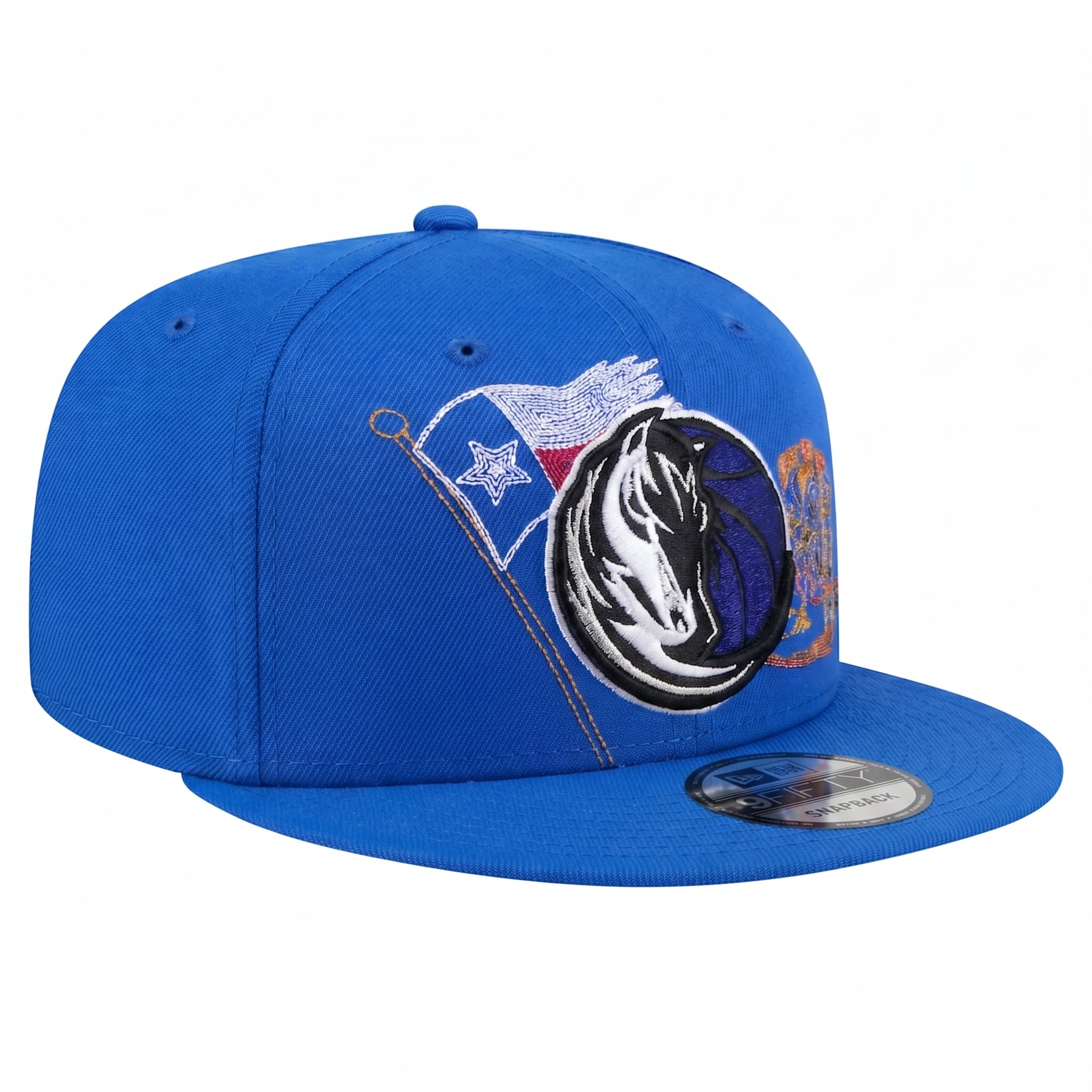 Front view of the blue Dallas Mavericks snapback hat showcasing the detailed state pride embroidery and flat visor.