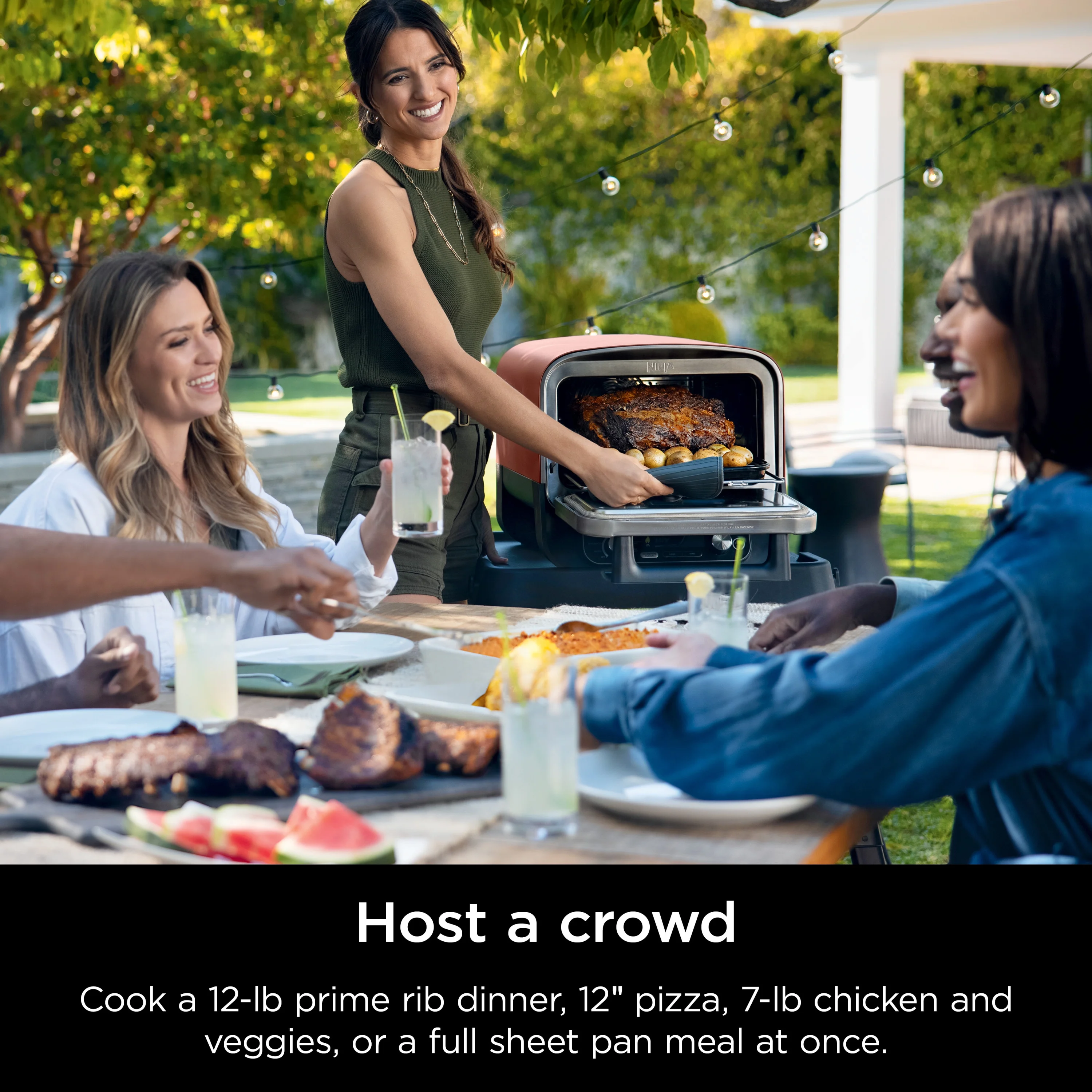 Ninja Woodfire? Pizza Oven, 8-in-1 outdoor oven, 5 Pizza Settings, Ninja Woodfire? Technology, up to 700-F heat, BBQ smoker, electric - Image 2