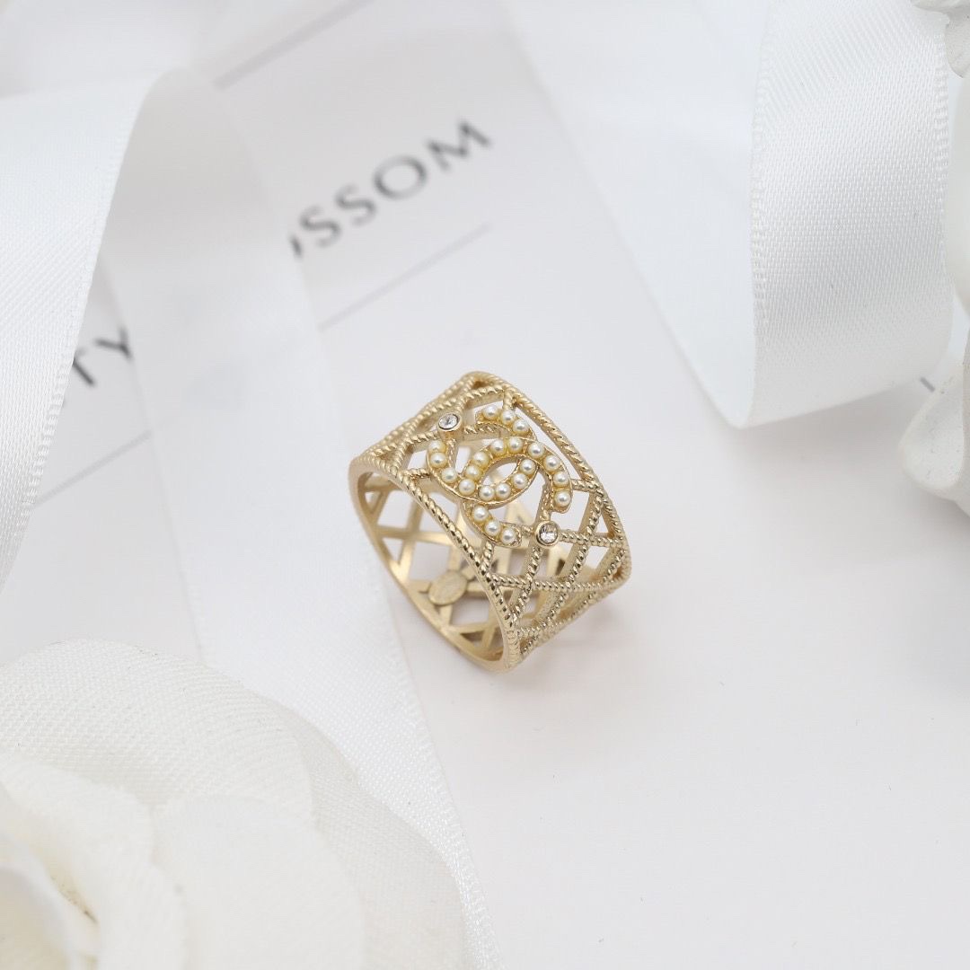 Chanel Light Gold Hollow Pearl CC Ring - Original Replica Club