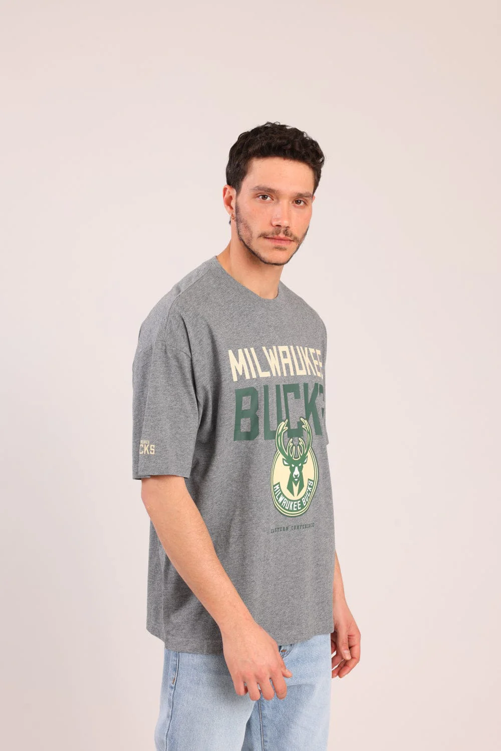חולצה ממותגת NBA
