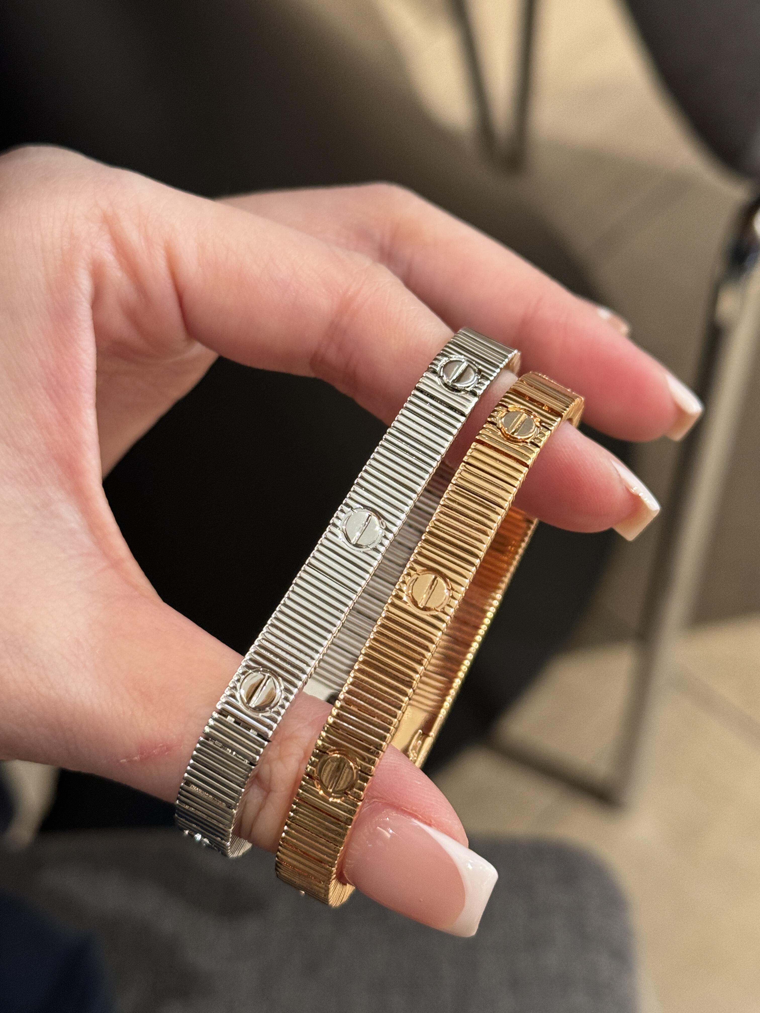 Cartier Love Unlimited Bracelet - Original Replica Club