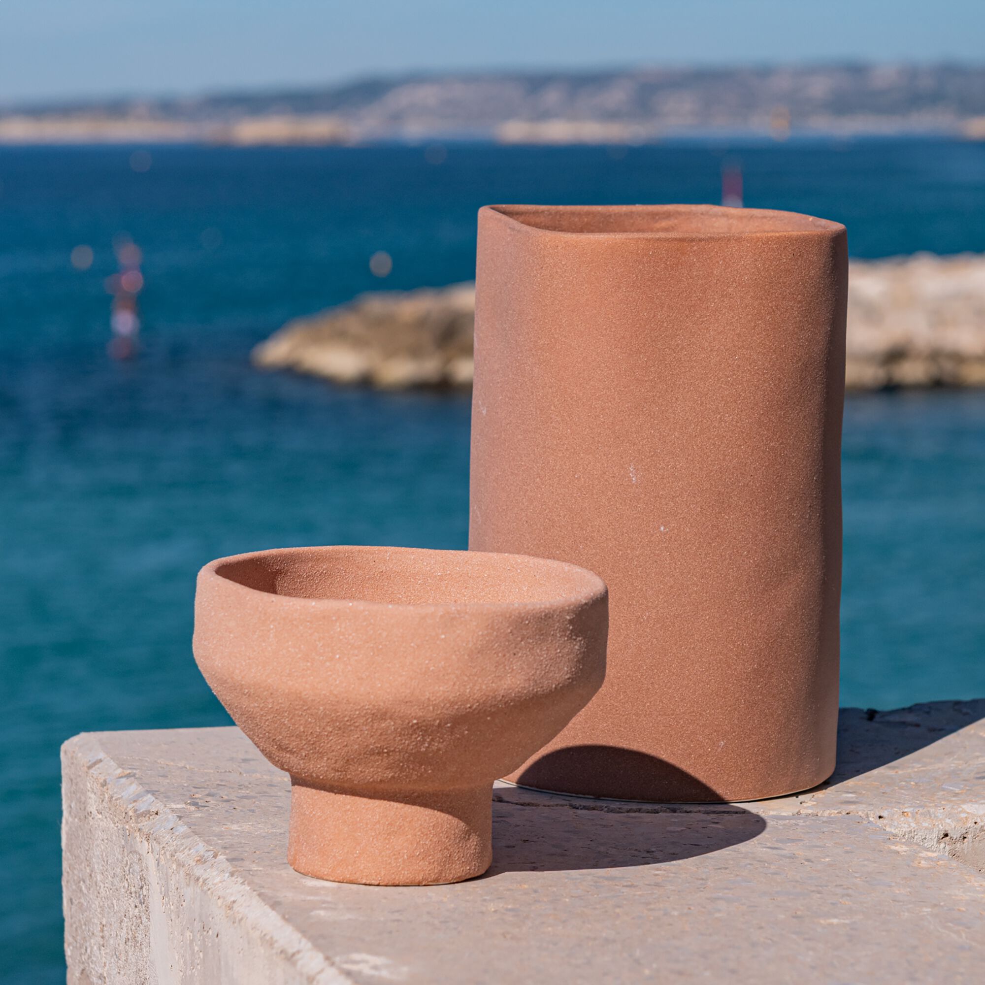ANDAURE - Vase contemporain en grès H21cm - marron