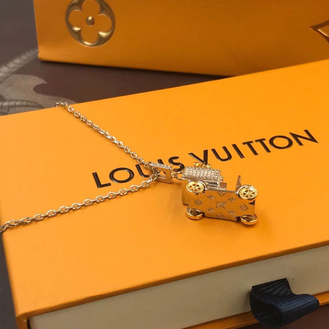 Louis Vuitton Men Necklace in Silver - Original Replica Club
