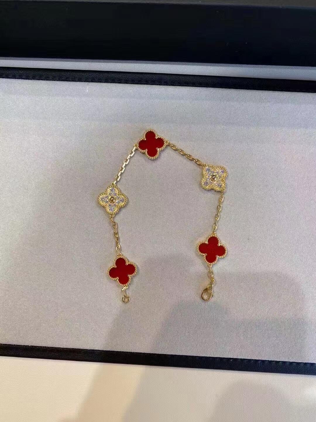 VCA Red Carnelian and Gold Vintage Alhambra Bracelet 5 Motifs - Original Replica Club