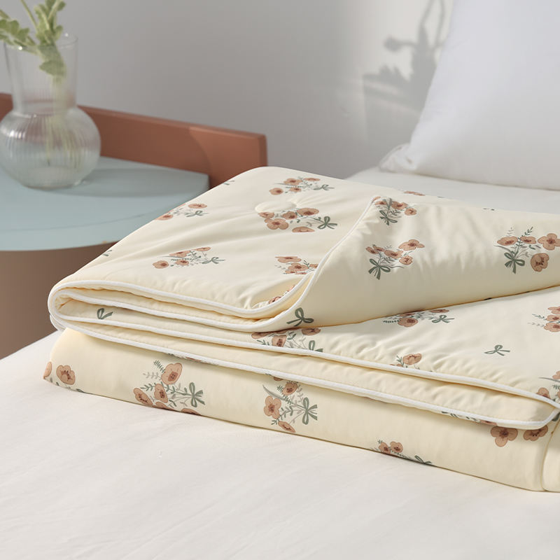 Luxury Breathable Printed Cooling Quilt Luxury Microfiber Filling for Hotel Home Summer Use Bedding