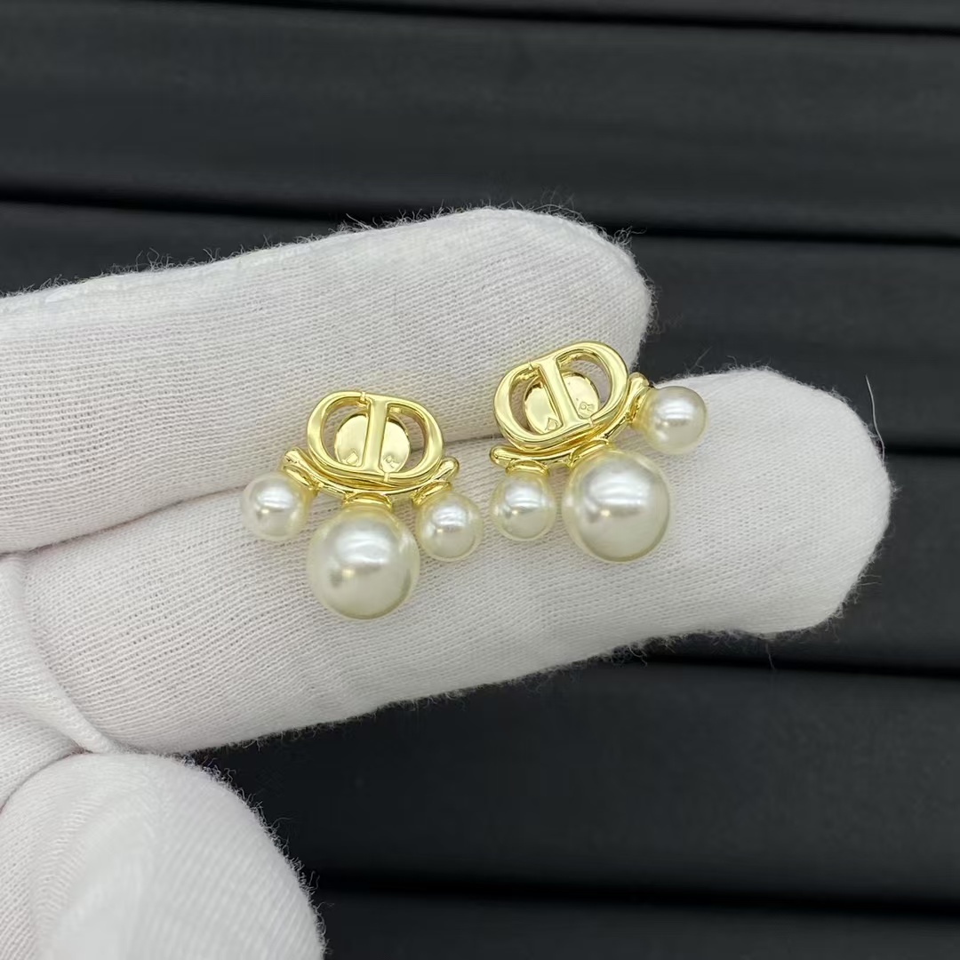 Dior CD with Three Pearls Earrings - Original Replica Club