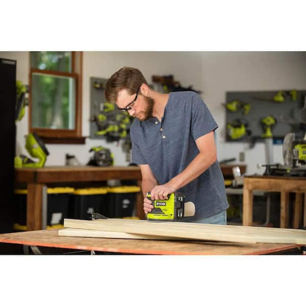 ONE+ 18V Cordless 2-Tool Combo Kit with Random Orbit Sander and Corner Cat Finish Sander (Tools Only) - Image 10