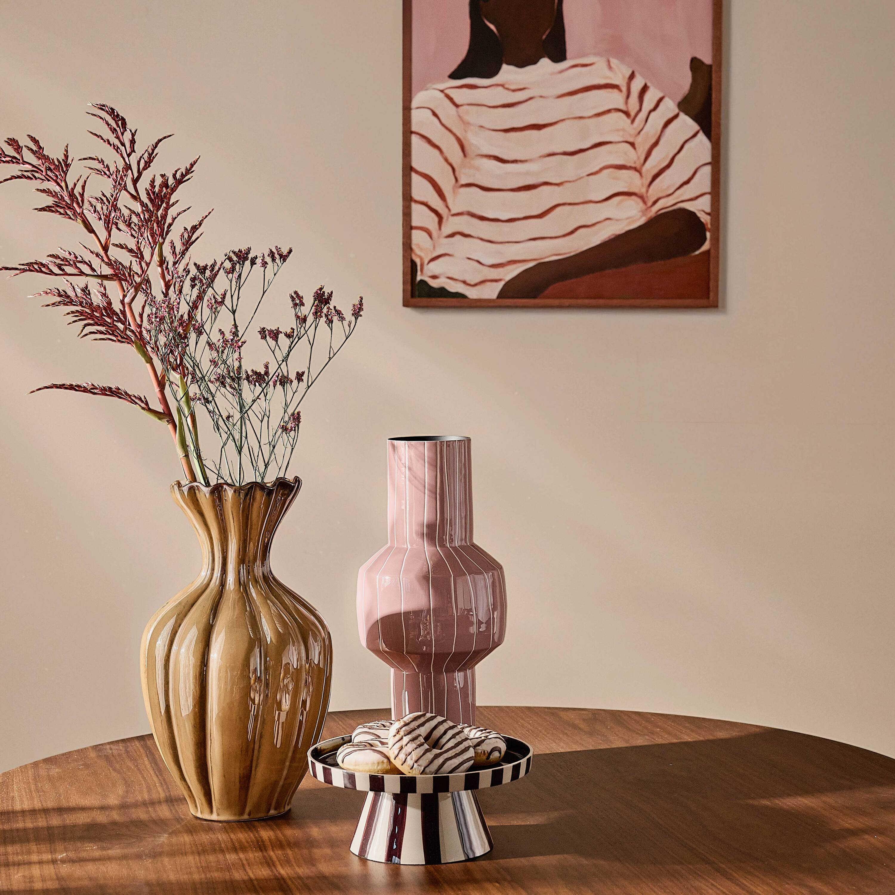 by fonQ Tullia Vaas - Terra