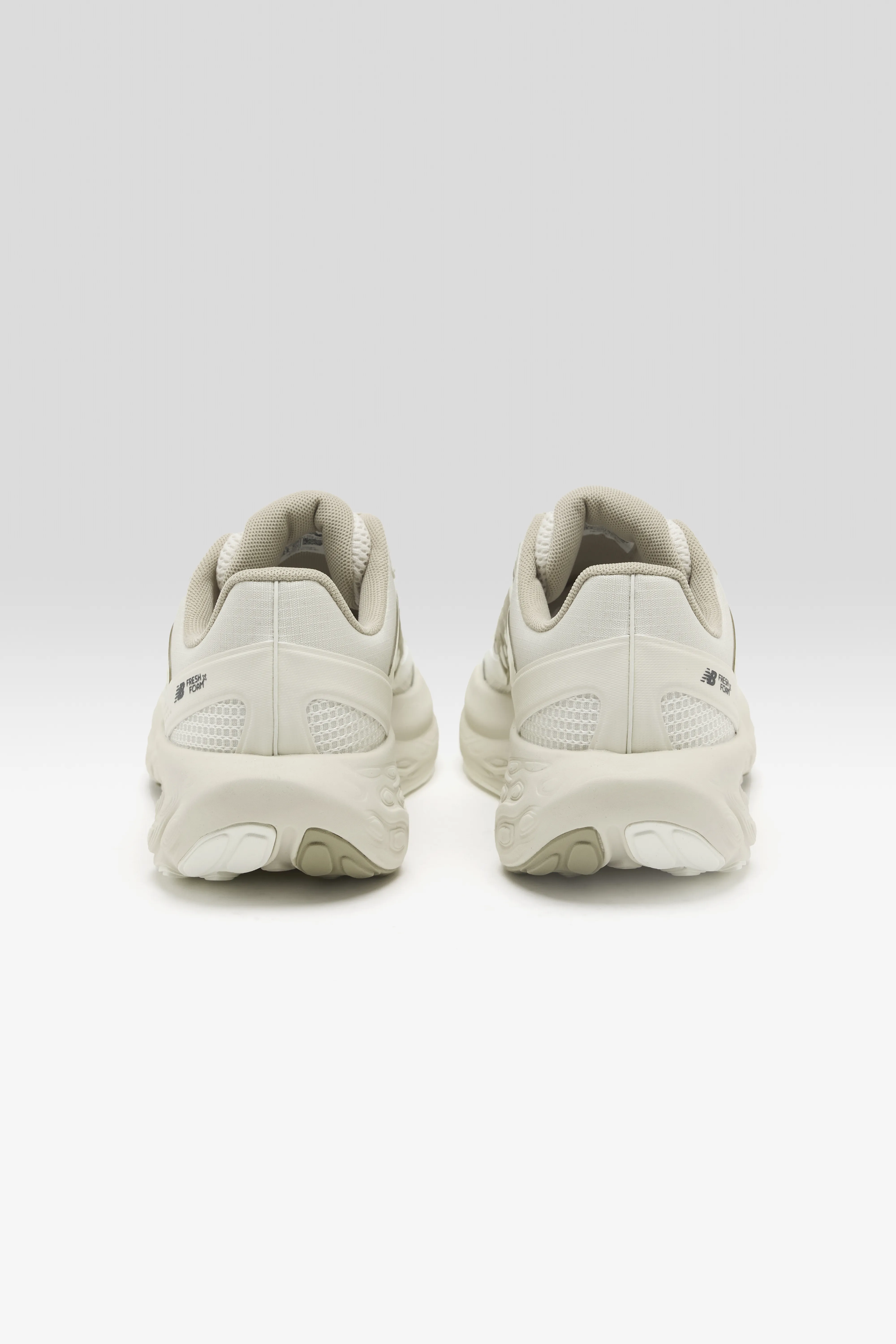 Bellerose Fresh Foam Trainer for Women  (261 / W / OFF WHITE)