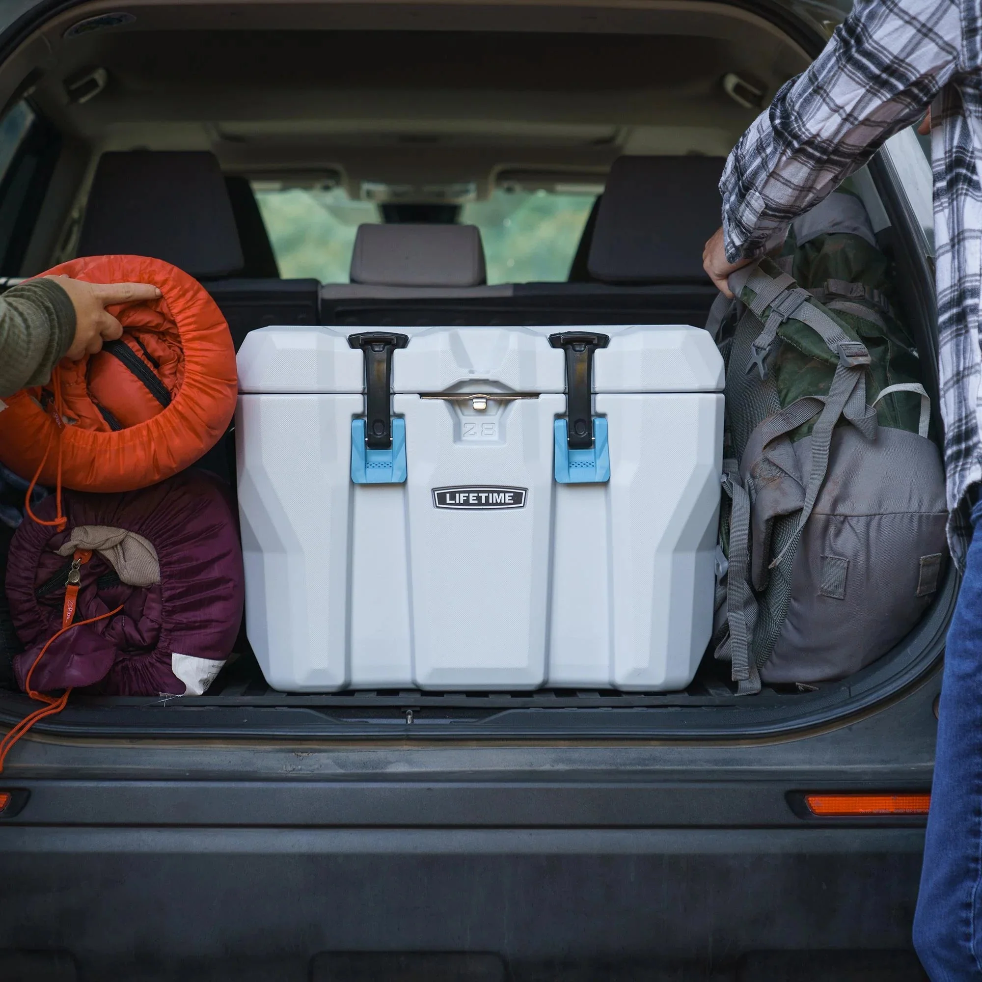 Lifetime Bear-Resistant High Performance Camping Cooler, 28 qt, 20 Can Capacity, Boulder Gray - 91289 - Image 14 Lifetime Bear-Resistant High Performance Camping Cooler, 28 qt, 20 Can Capacity, Boulder Gray - 91289 - Image 14
