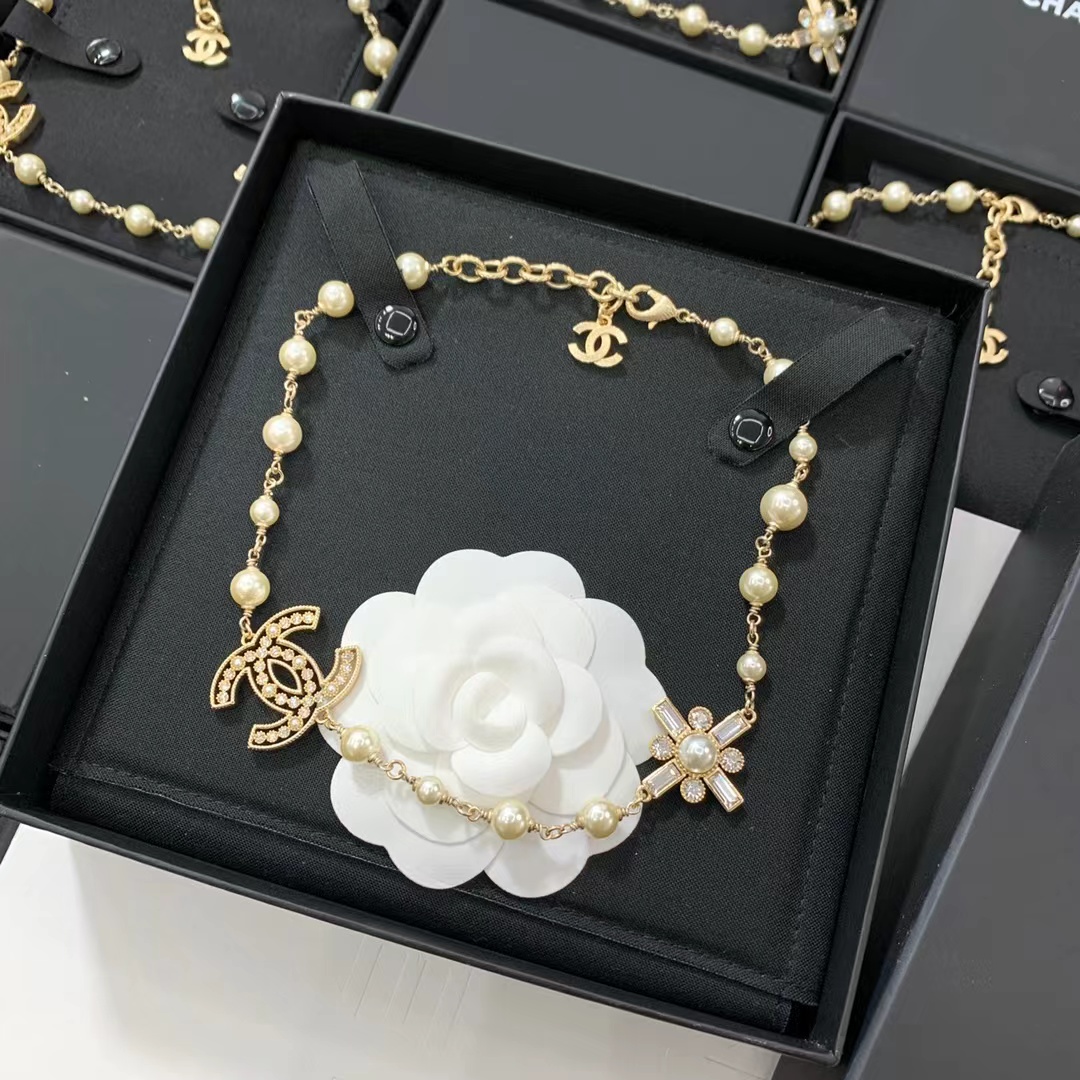Chanel Luxury Prom Pearl Necklace - Original Replica Club