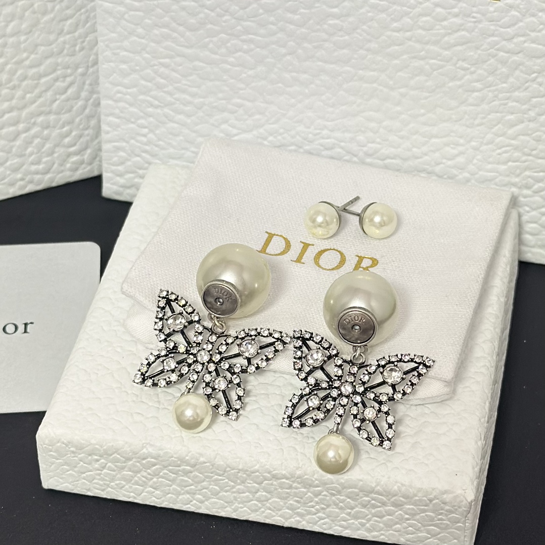 Dior Butterfly Pearl Drop Earrings - Original Replica Club