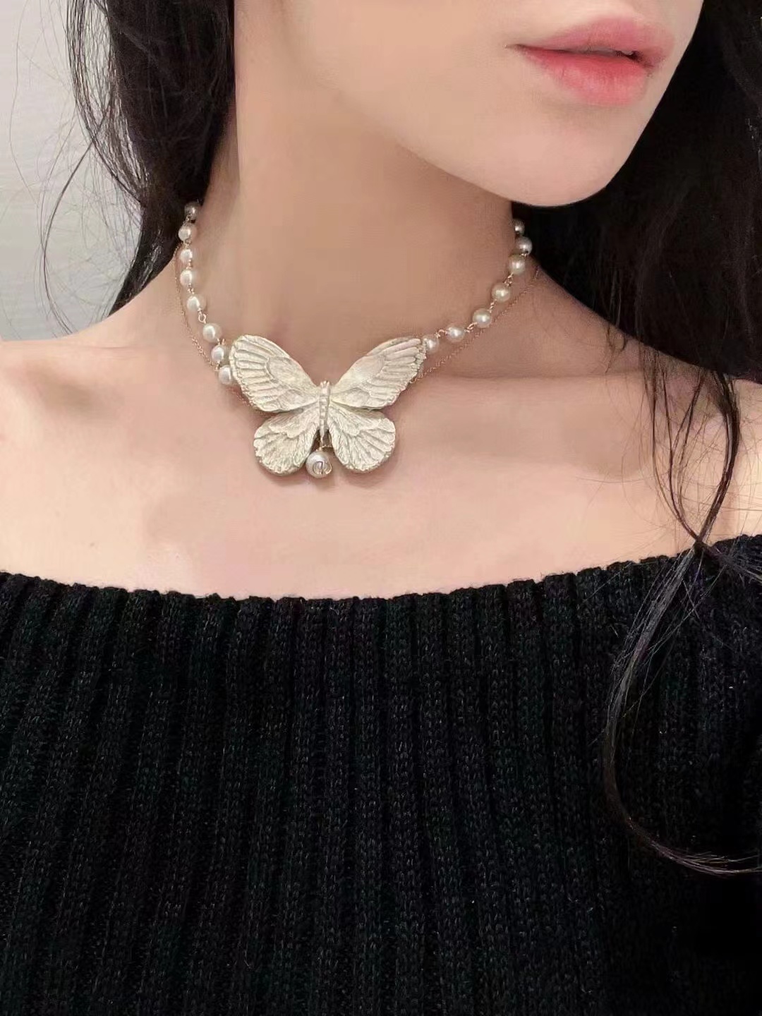 Dior Butterfly Pearl Necklace - Original Replica Club